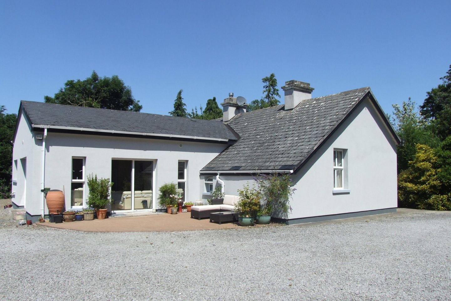 COPPERFIELD HOUSE STUD, Knocklong, Co. Limerick, V35E024