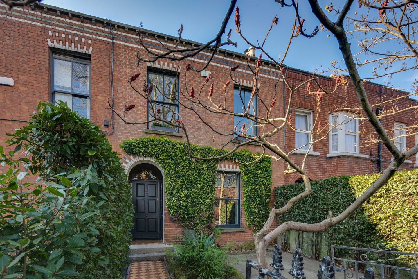 589 South Circular Road,, Kilmainham,, Dublin 8, D08RWK4