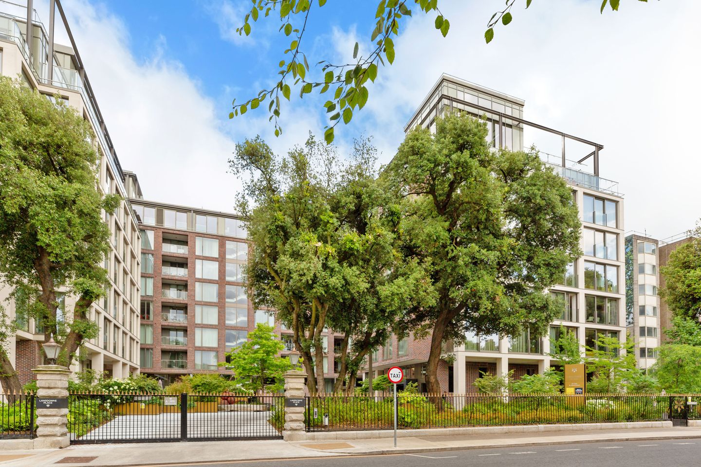 6 The Templeton, Lansdowne Place, Ballsbridge, Dublin 4, D04W1K2
