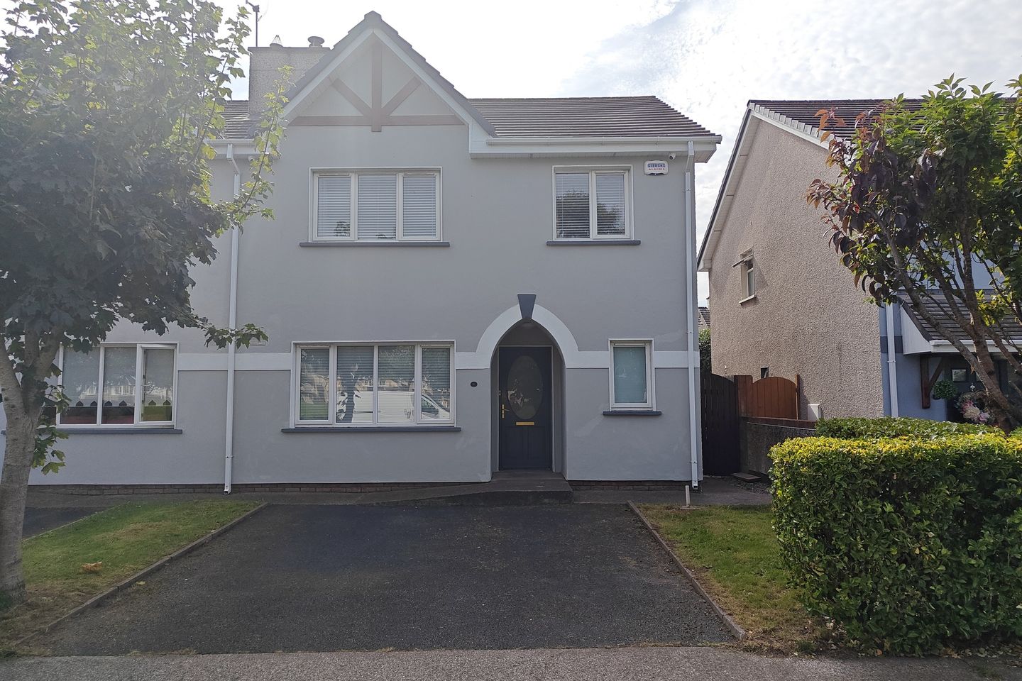 1 Beechwood Drive, Cluain Ard, Cobh, Co. Cork, P24WA02 is for sale on