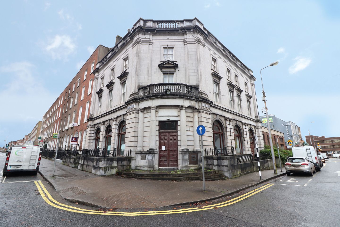 Commercial property for rent in 94 O'Connell St., Limerick City, Co