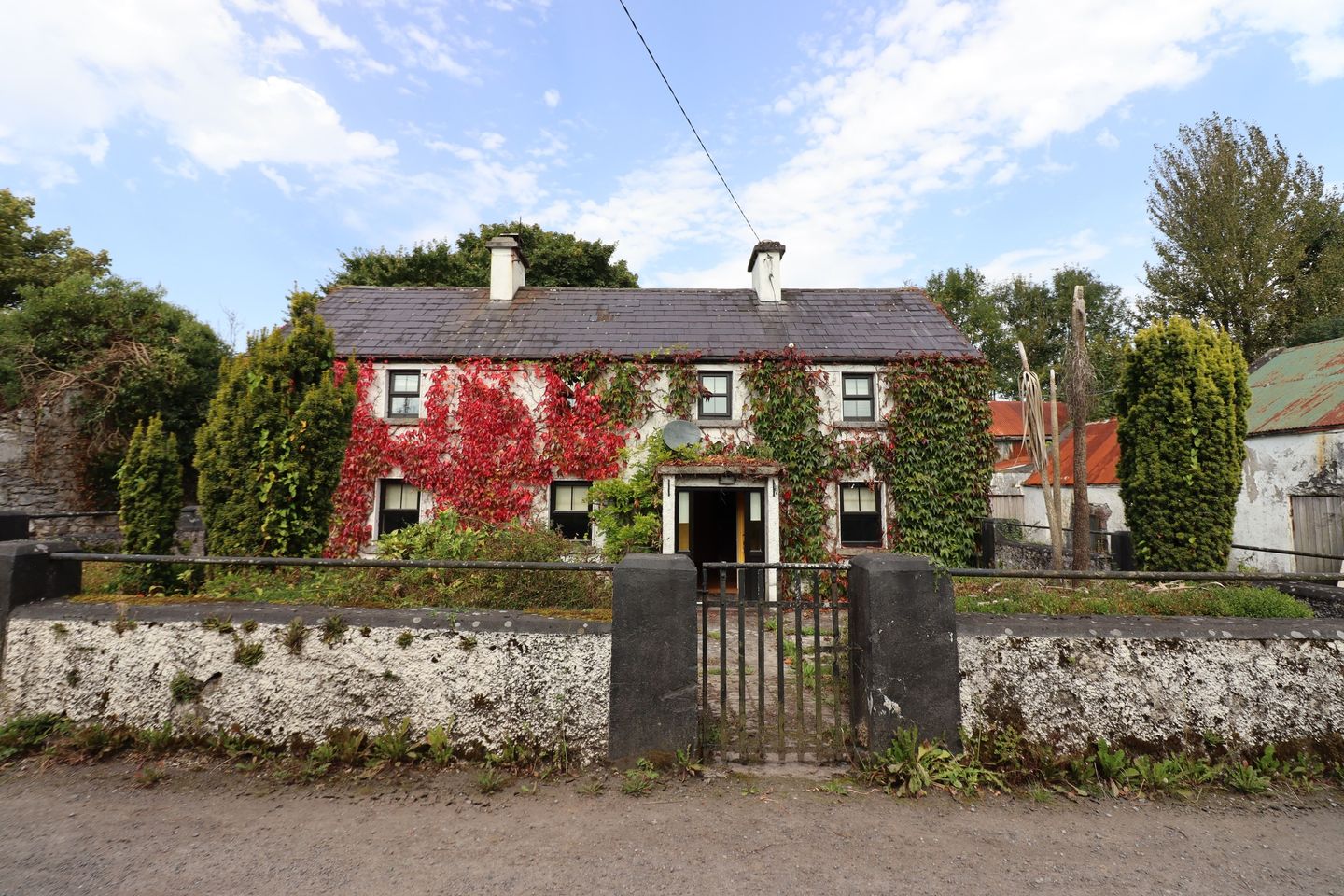 The Old Farmhouse, Carrigeen East, Craughwell, Co. Galway, H91Y7NF is for sale on Daft.ie