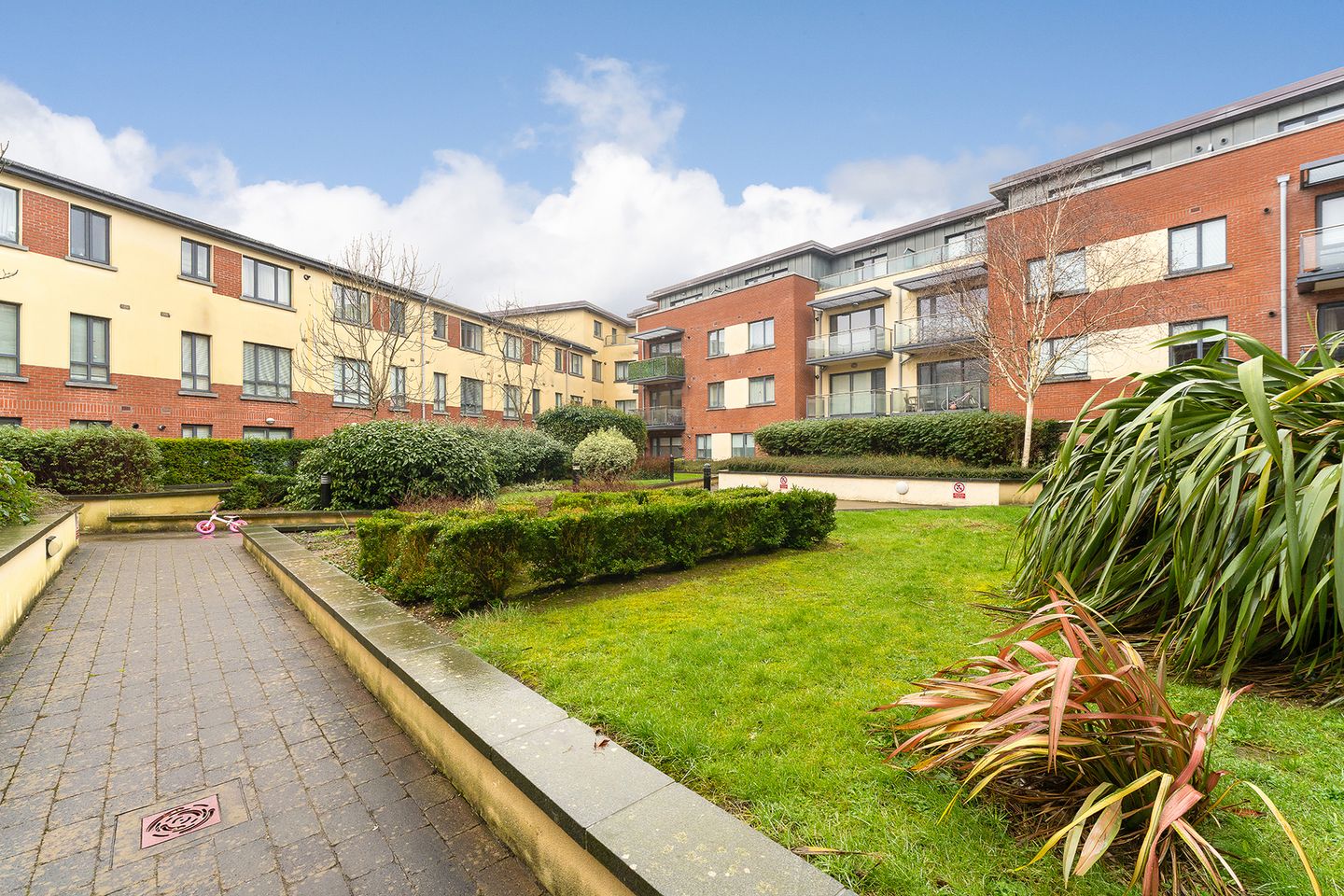 59 Hannah Square, Lucan, Co. Dublin is for sale on Daft.ie