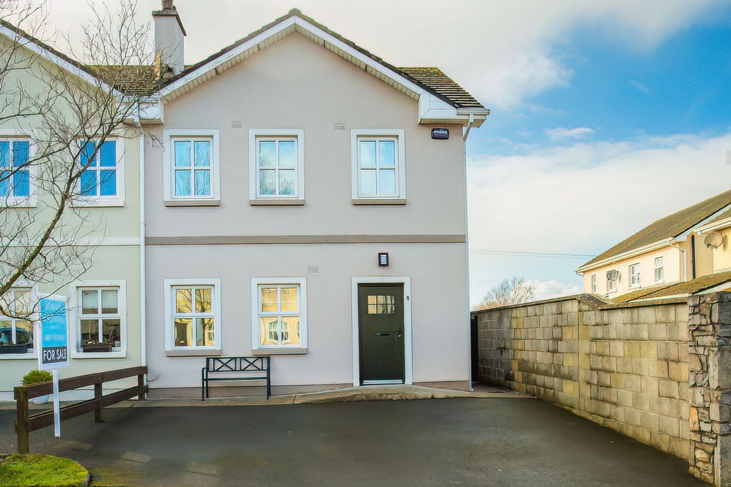 5 Cluain Doire, Kiltillane, Templemore, Co. Tipperary, E41T294 is for