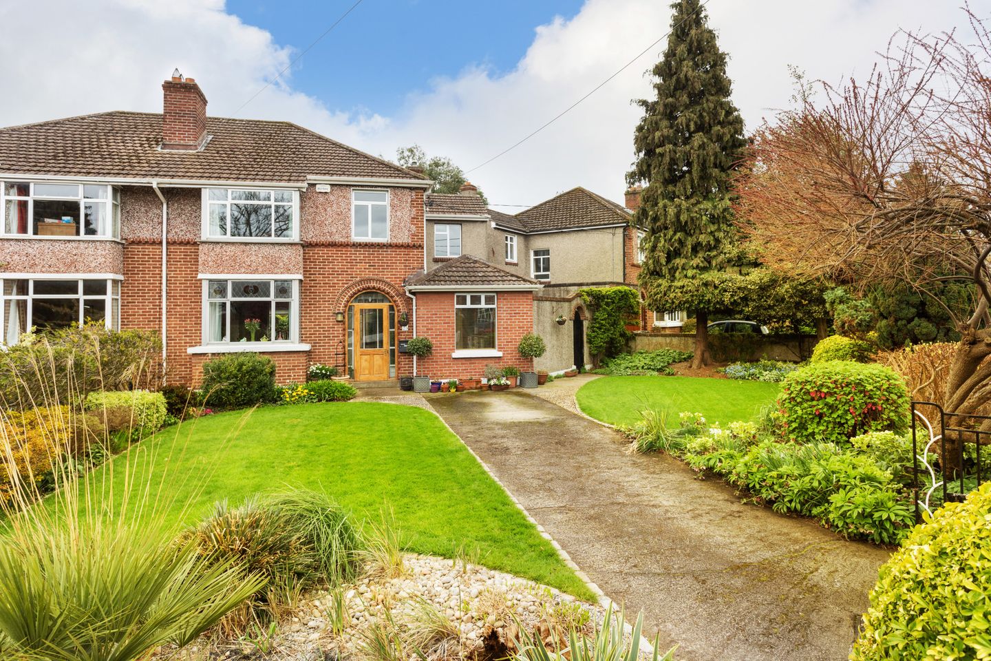 25 Nutgrove Park, Clonskeagh, Dublin 14, D14HY11