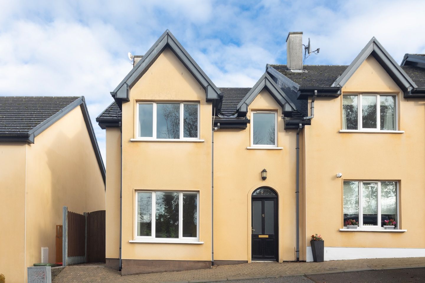 5 Glebe Manor, Whitegate, Co. Cork, P25Y499