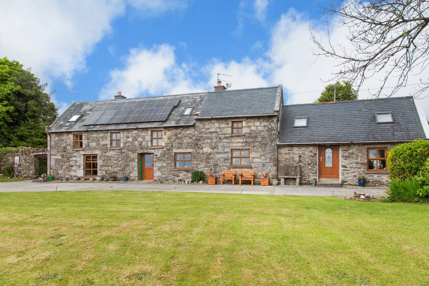 Tally Ho, Corrageen,, Rathnure,, Enniscorthy, Y21A3T0