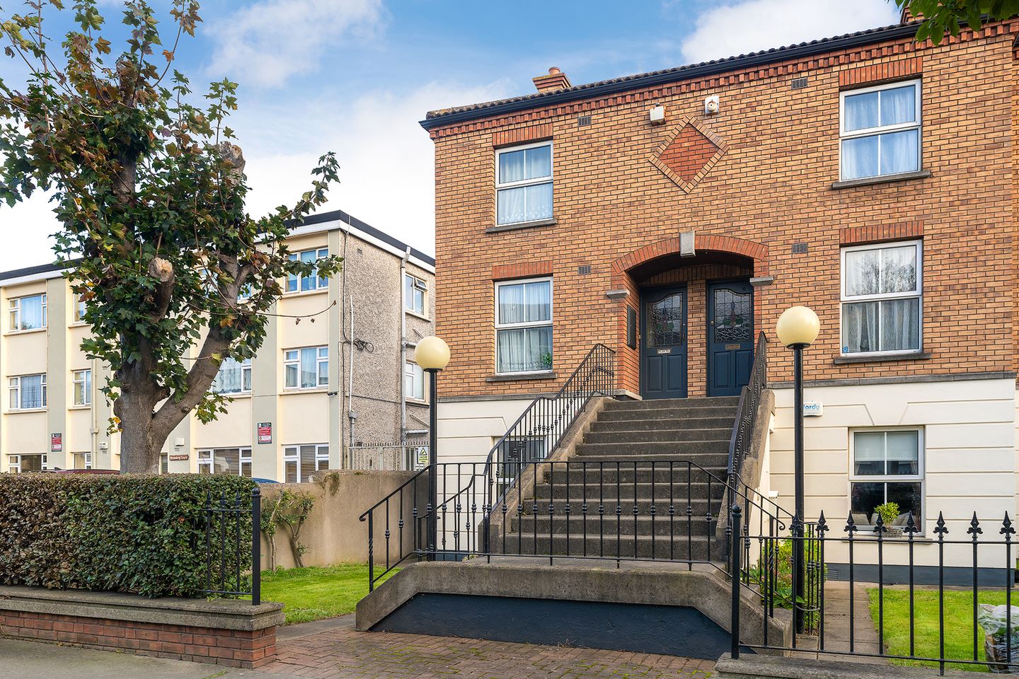 1 Marino Court, Fairview Strand Lower, Marino, Dublin 3 is for sale on