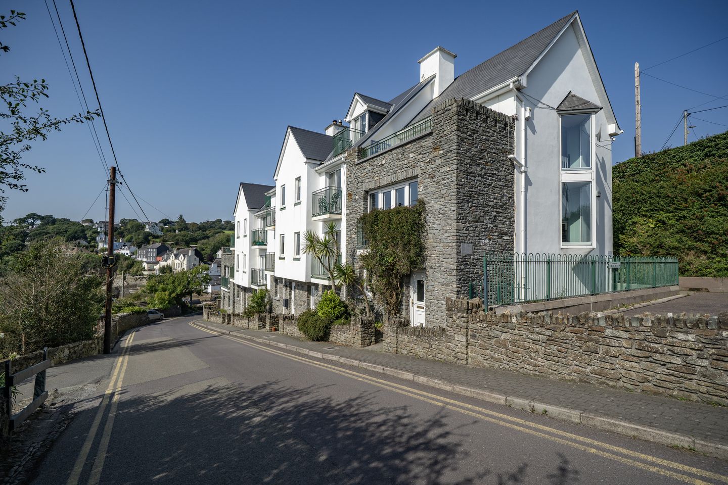 6 Charles Fort House, Summercove, Kinsale, Co. Cork, P17CV06