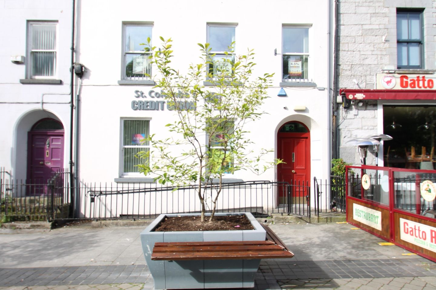 24 Eyre Square, Galway City, Co. Galway