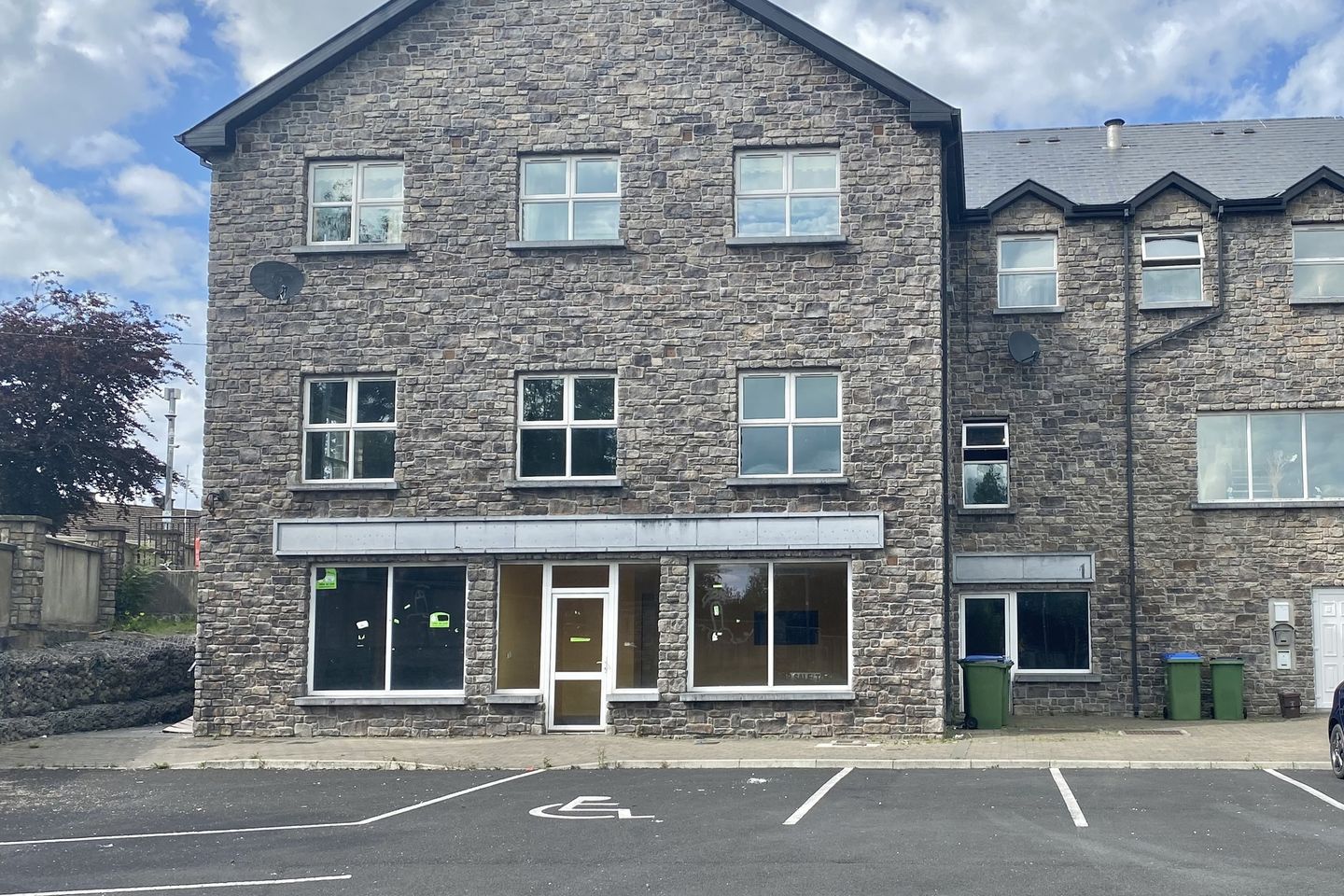 9 The Court, Garanbawn, Murroe, Co. Limerick, V94K0W6 is for sale on Daft.ie