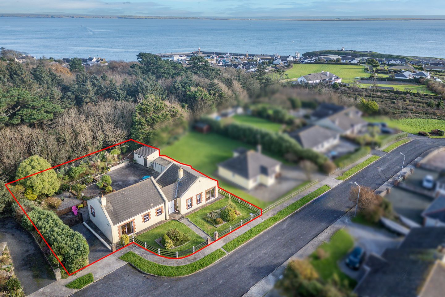4 Pine Hill, Coxtown, Dunmore East, Co. Waterford, X91YP28 is for sale