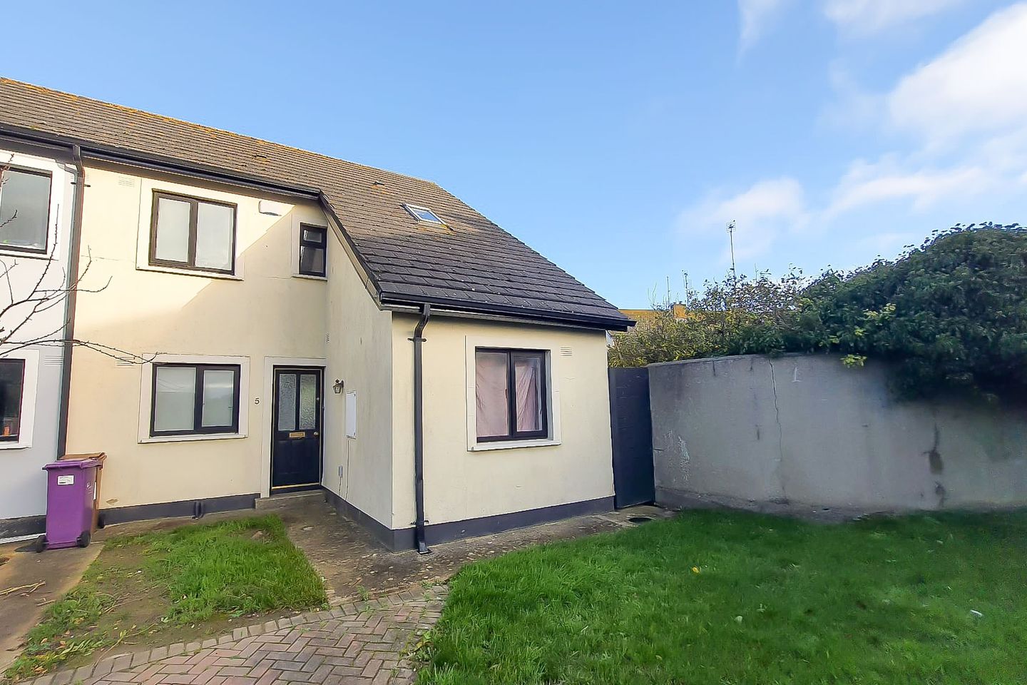 5 Beachside Grove, Riverchapel, Gorey, Co. Wexford is for sale on Daft.ie