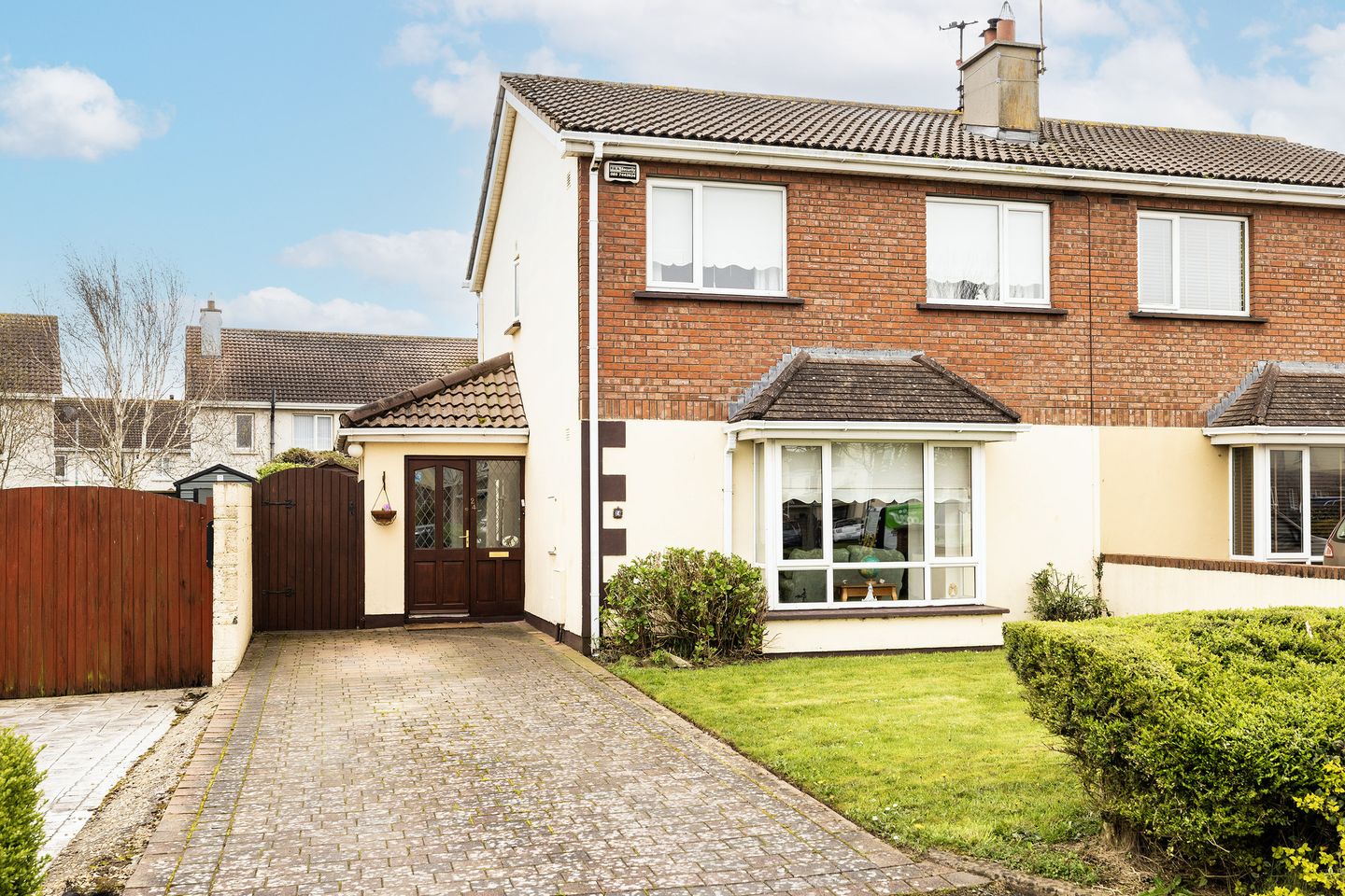 24 The Crescent, Inse Bay, Laytown, Co. Meath, A92F3C8 is for sale on