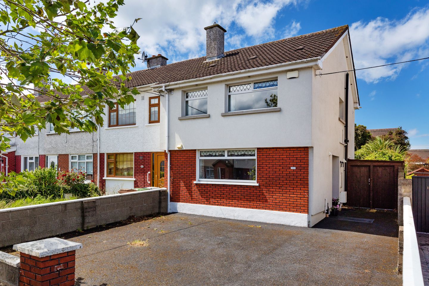 104 Beauvale Park, Artane, Dublin 5, D05P6X3 is for sale on Daft.ie
