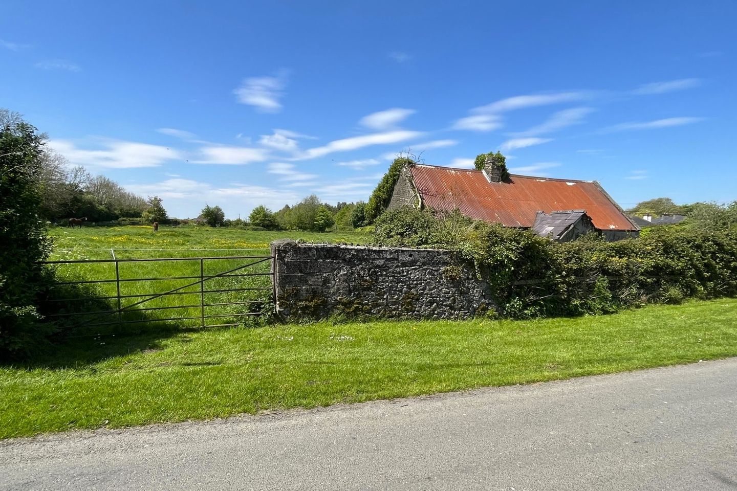 The Cottage, Ballyadams, Narraghmore, Kilcullen, Co. Kildare is for