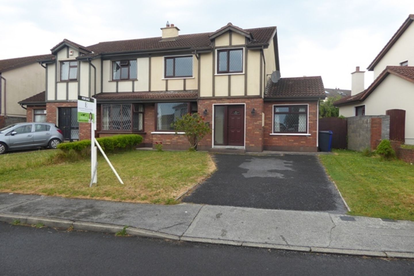 39 Ashleigh Grove, Knocknacarra, Knocknacarra, Co. Galway is for sale