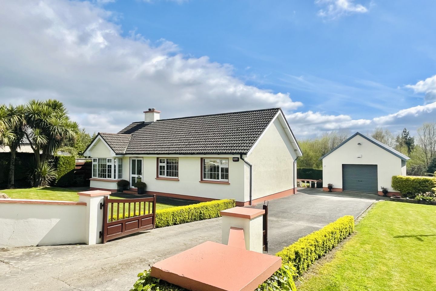 Askinvillar Lower, Kiltealy, Enniscorthy, Co. Wexford, Y21D2P1 is for