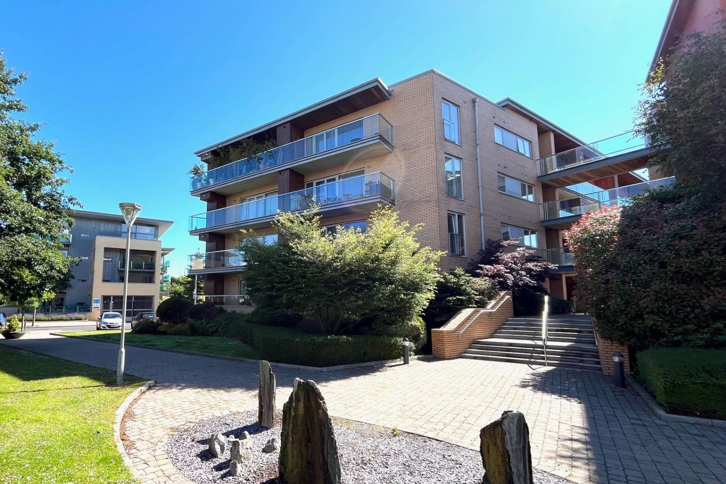 Apartment 3 , Cedarhurst Road, Castleknock, Dublin 15, D15WA43 is for