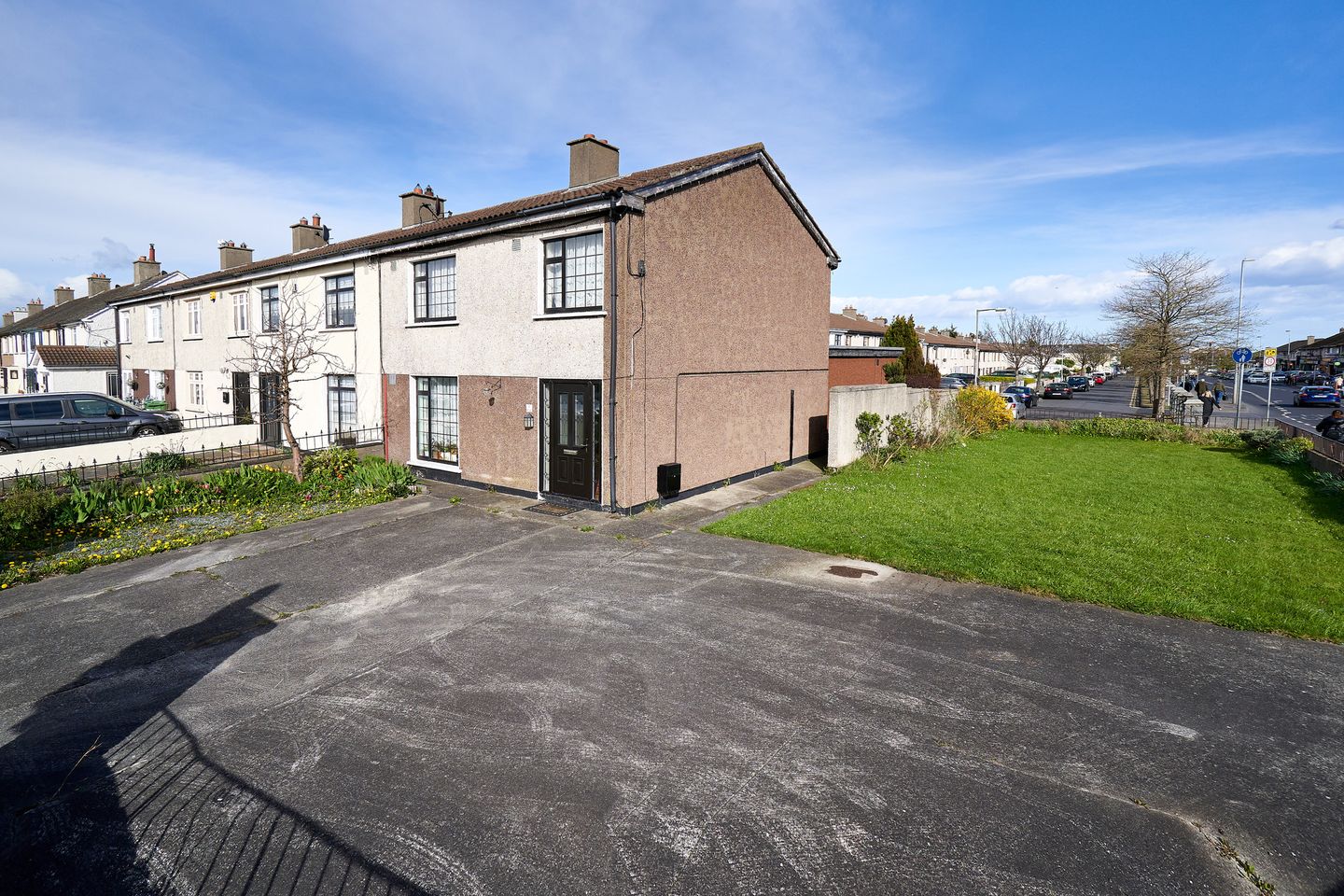 1 Drumfinn Road, Ballyfermot, Dublin 10 is for sale on Daft.ie