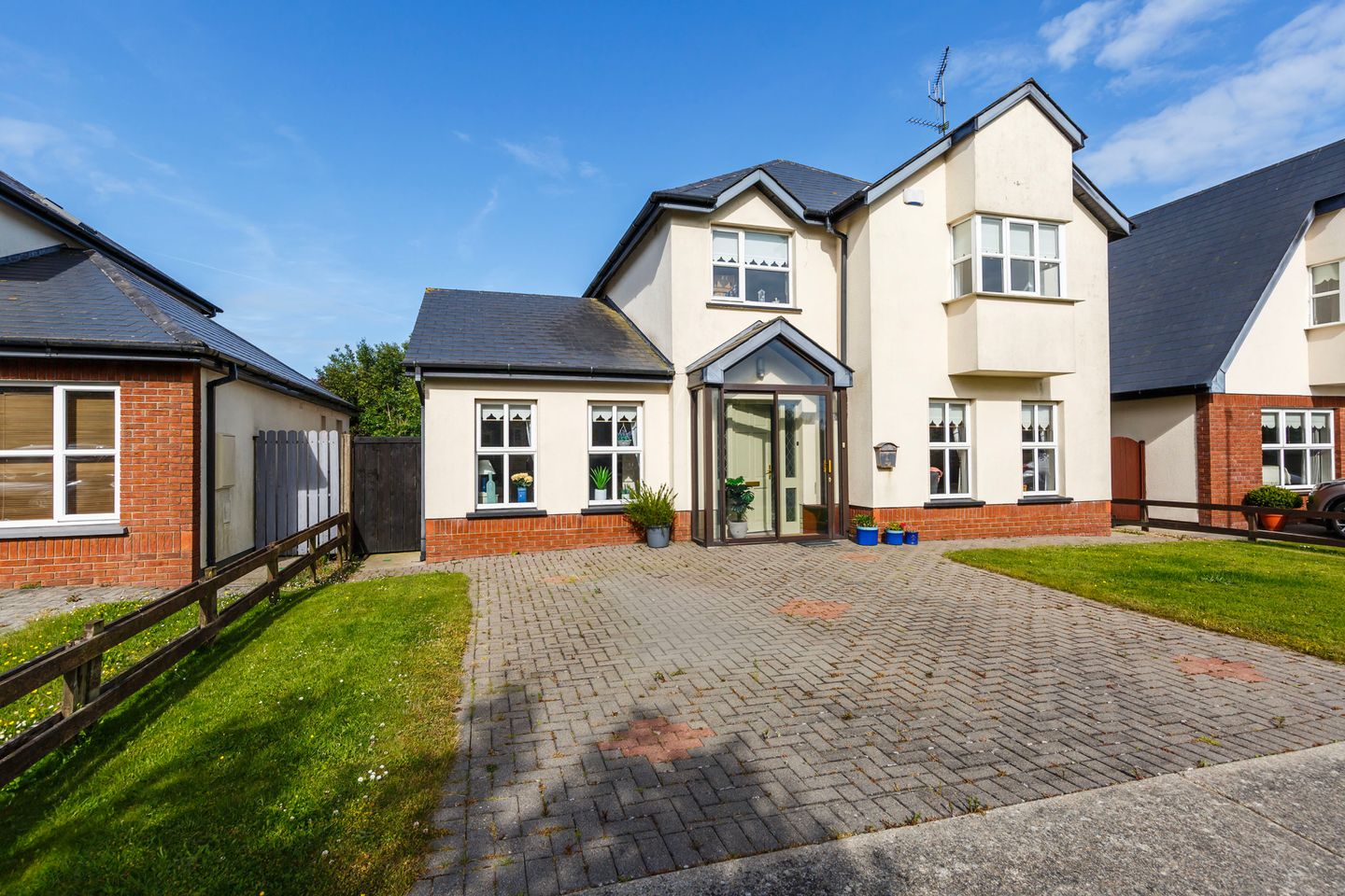 4 Ard Aoibhinn, Rosslare Strand, Co Wexford, Y35KW90 is for sale on Daft.ie