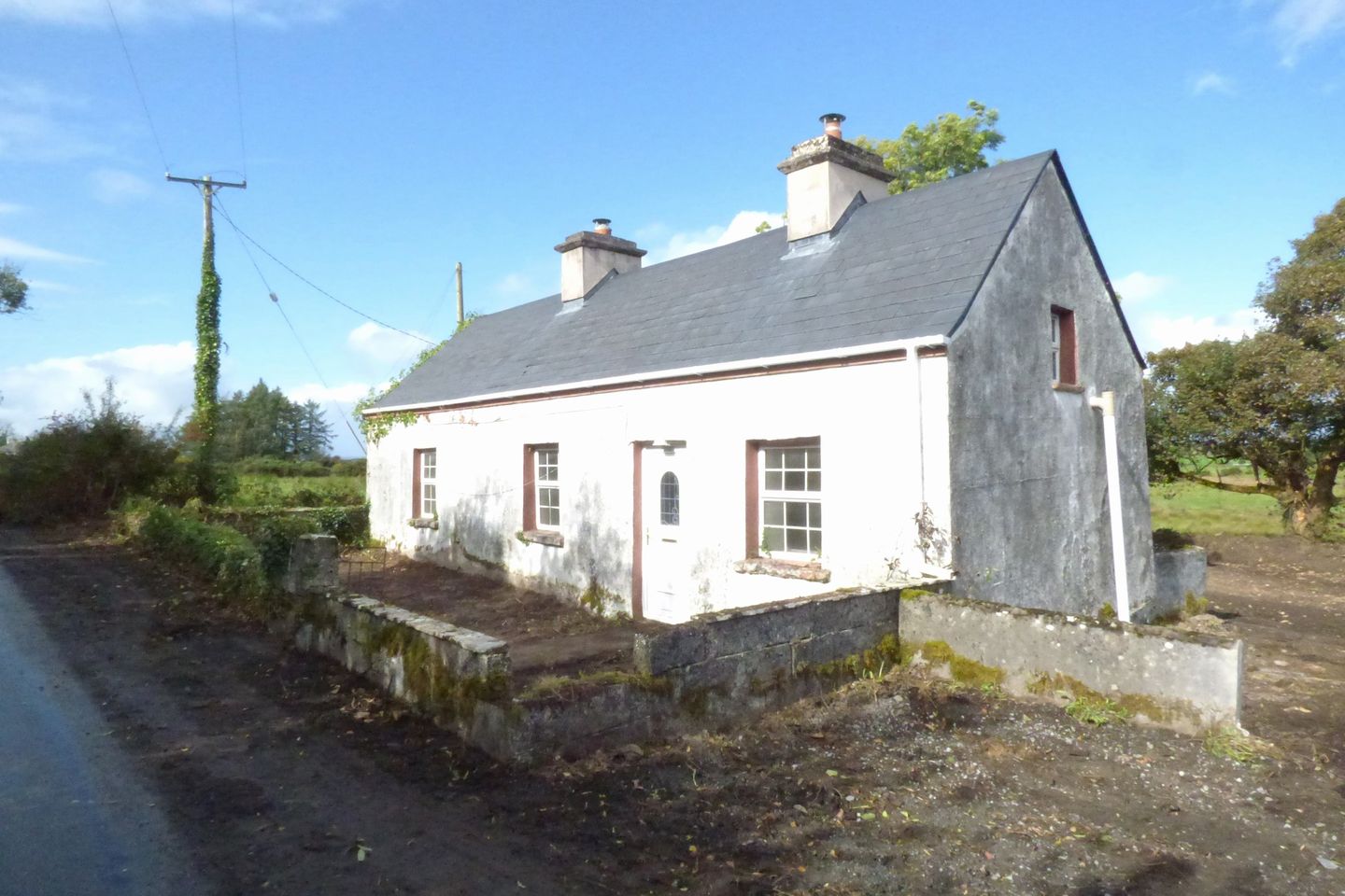 Redhill, Tulrahan, Claremorris, Co. Mayo, F12YT28 is for sale on Daft.ie