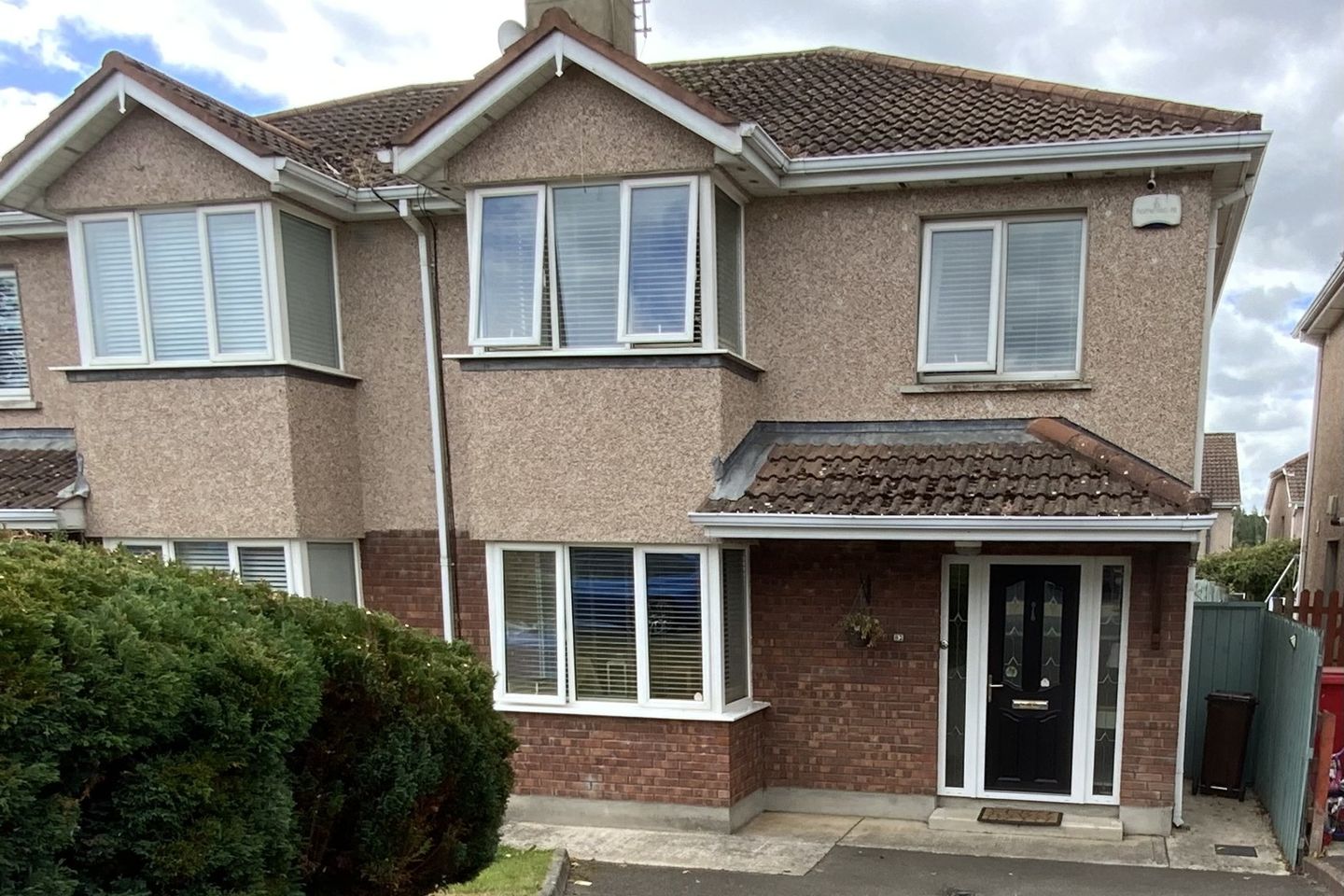 82 Knockmore, Wexford Road, Arklow, Co. Wicklow is for sale on Daft.ie