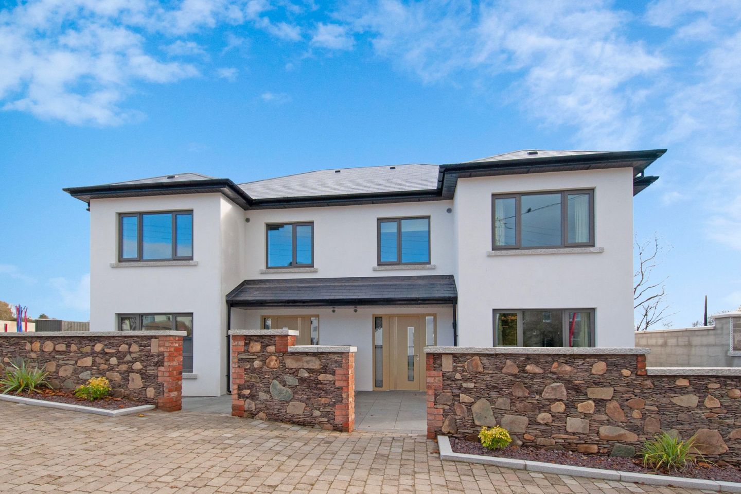 Dun Greine, Coolgreany, Gorey, Co. Wexford, Y25P031