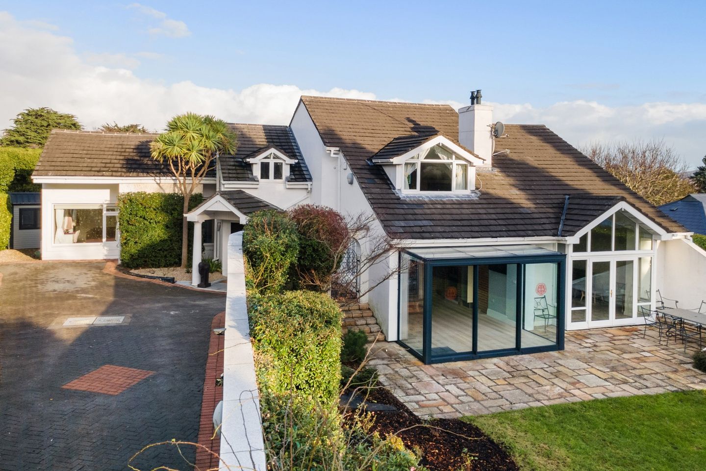 Glencar, Kilteragh Drive, Foxrock, Dublin 18, D18C5D0