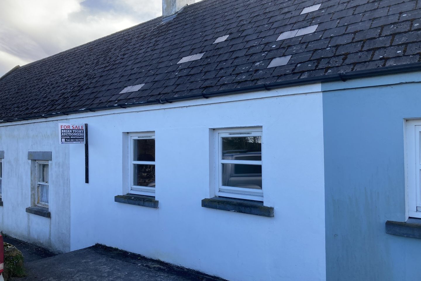 10 Harbour Road Cottages, Mountshannon, Co. Clare, V94WD5K is for sale