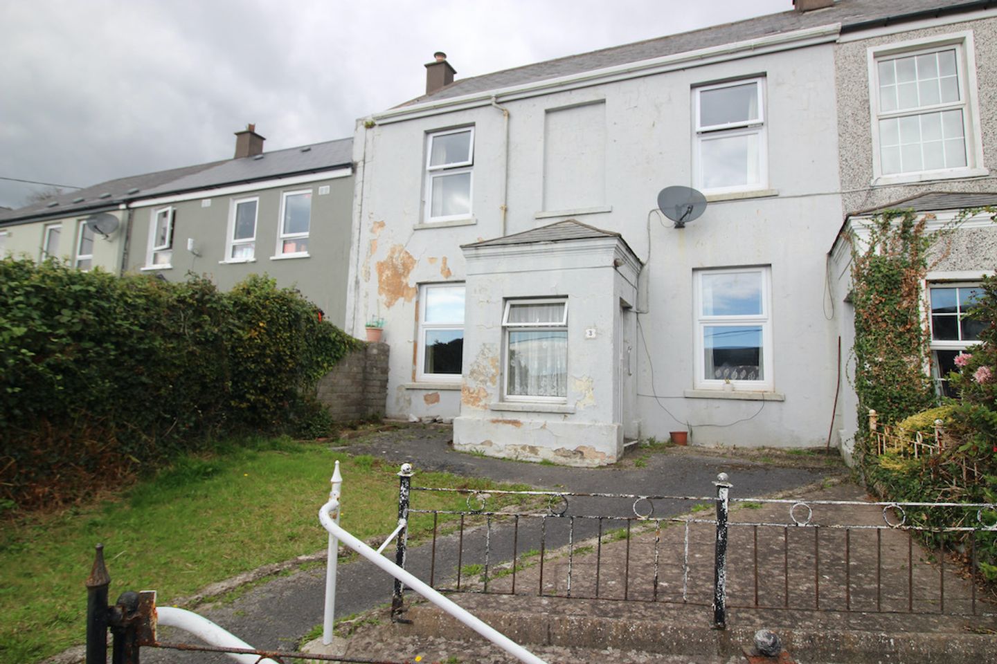 3 Seaview Terrace, Cobh, Co. Cork is for sale on Daft.ie
