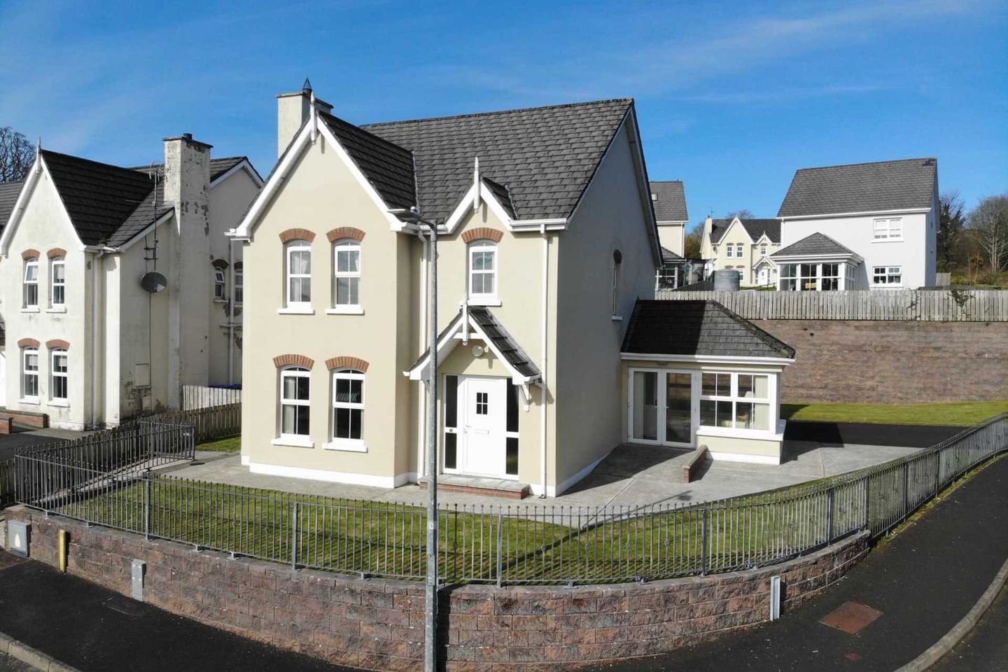 5 RIVERWOOD, Moville, Co. Donegal, F93N7P6