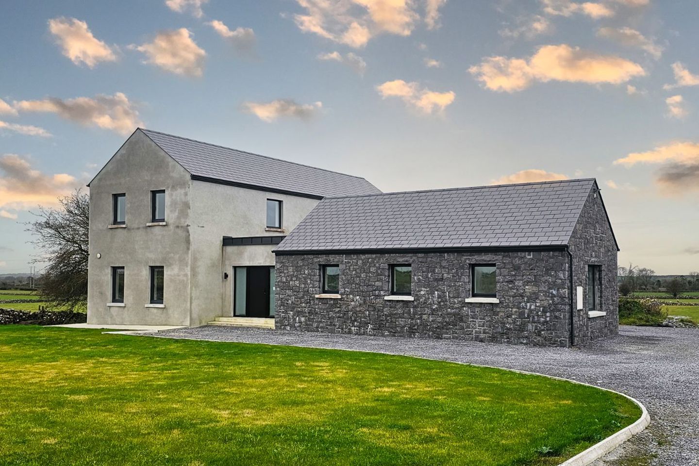 Carrowntlieve, Four Roads, Co. Roscommon, F42VY91