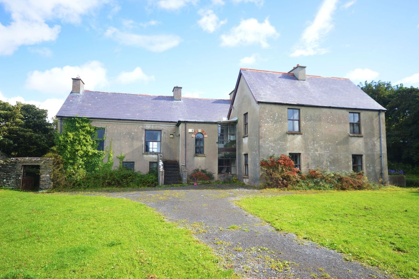 Commercial property for sale in Castlegoland House, Castlegoland