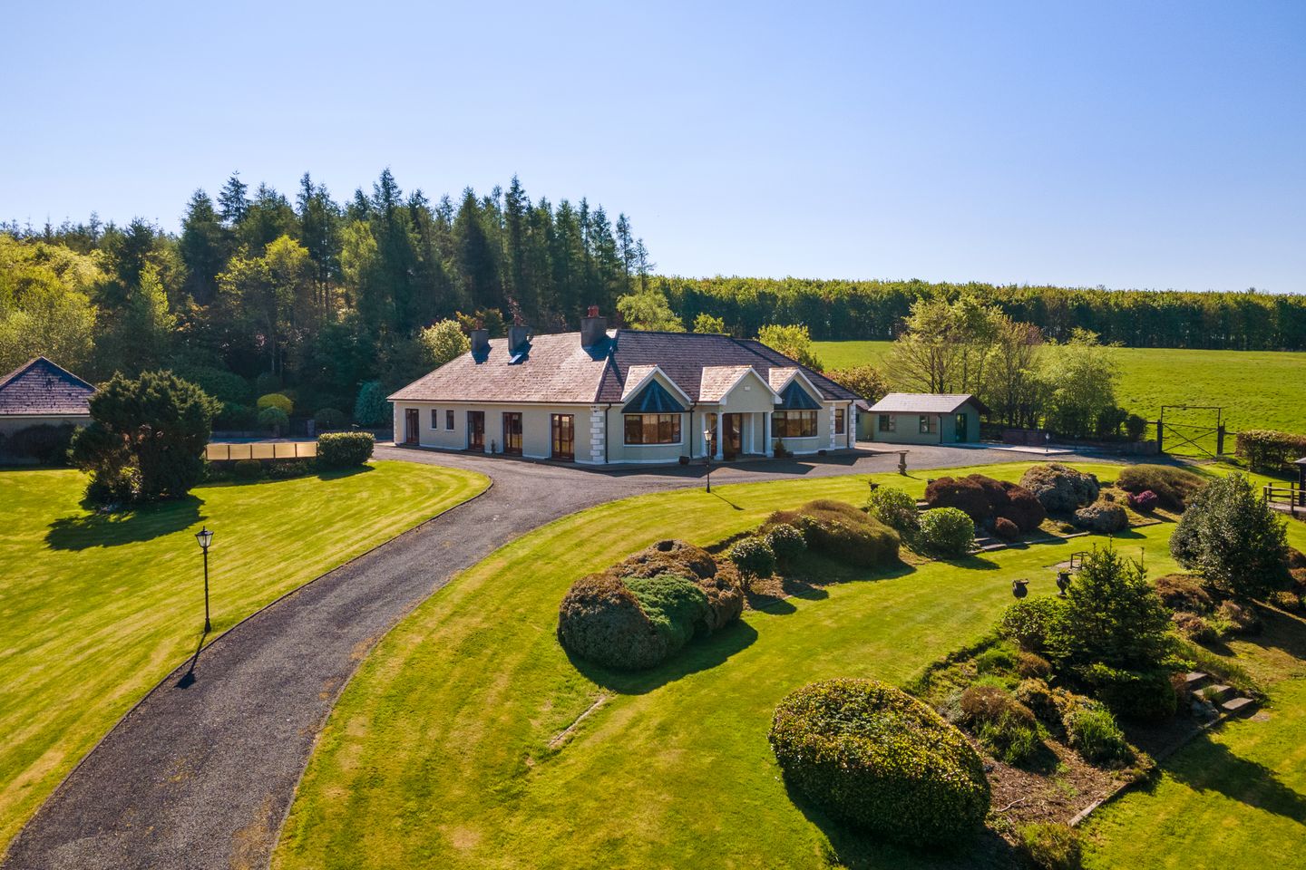 Chatsworth Lodge (with c 10 Acres), Ballyarthur, Woodenbridge, Co. Wicklow, Y14NC83