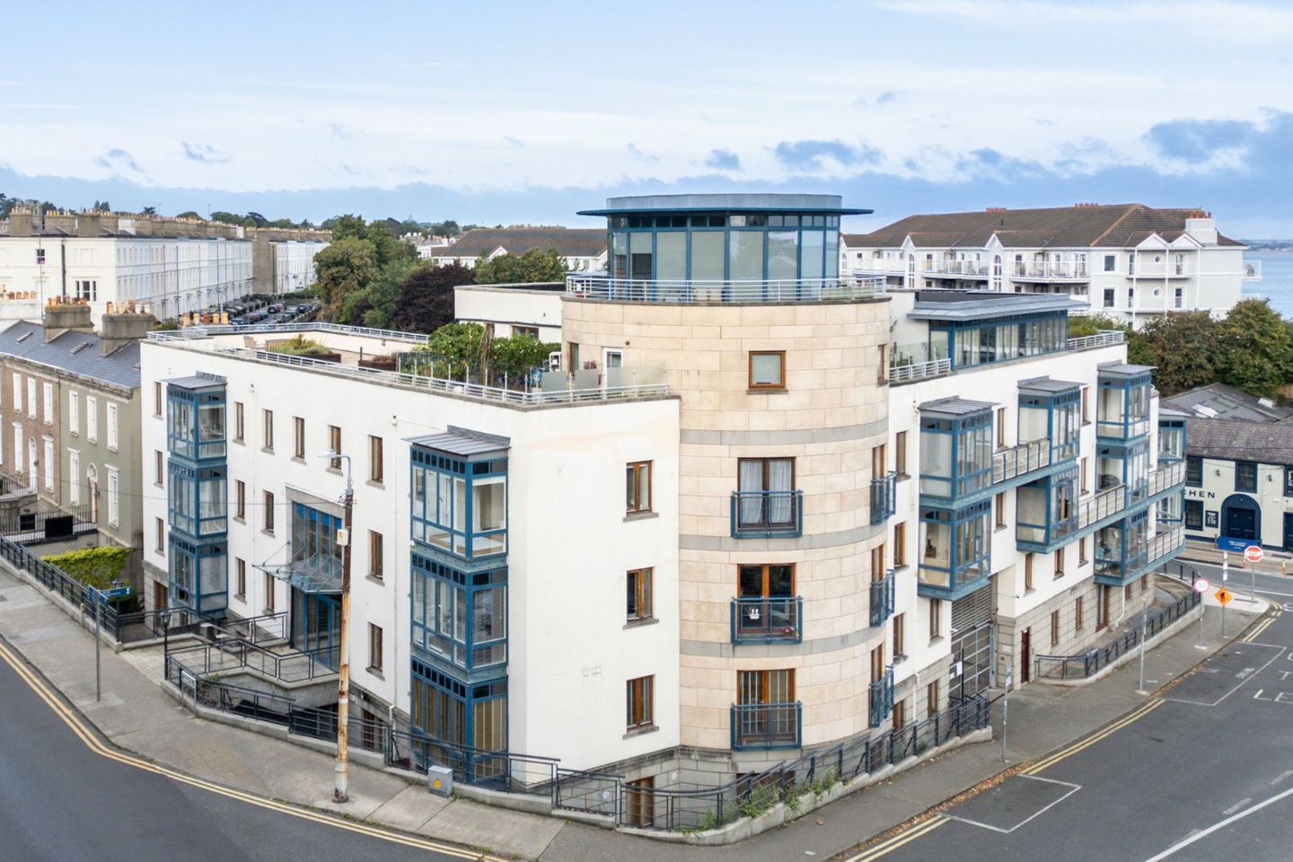 19 De Vesci House, Longford Place, Dun Laoghaire, Co Dublin, A96C524