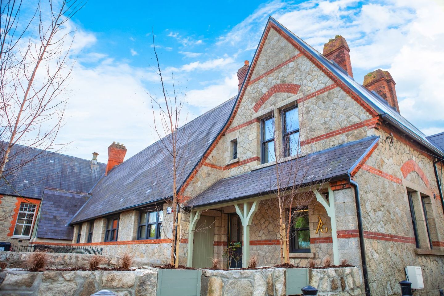The Taney Buildings, Eglinton Terrace, Dundrum, Dublin 14, Kilmacud, Co. Dublin