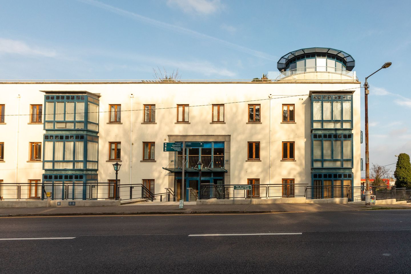 Apartment 37, De Vesci House, Monkstown, Co. Dublin, A96XA38 is for