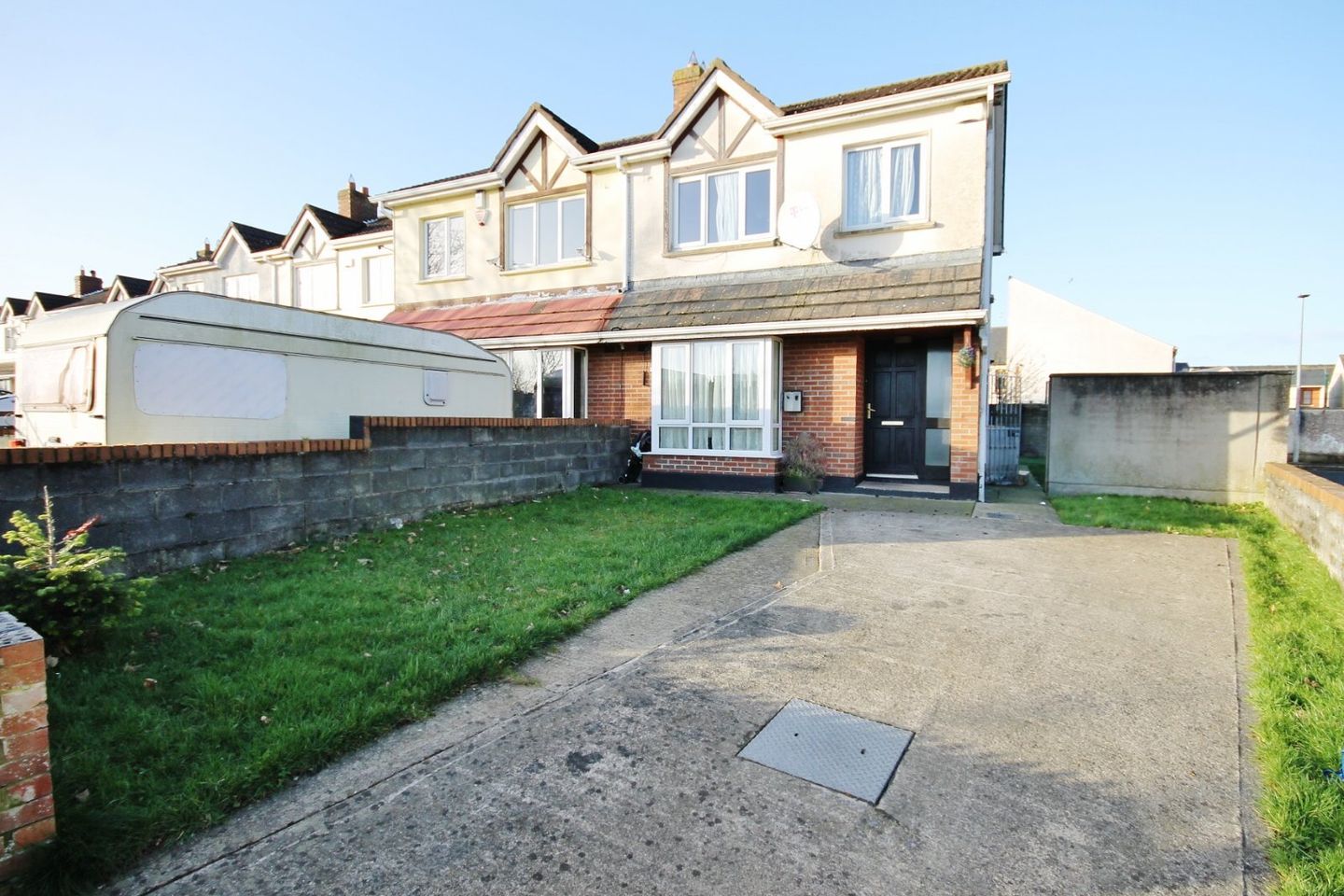 11 Sundale Lawn, Tallaght, Dublin 24 is for sale on Daft.ie