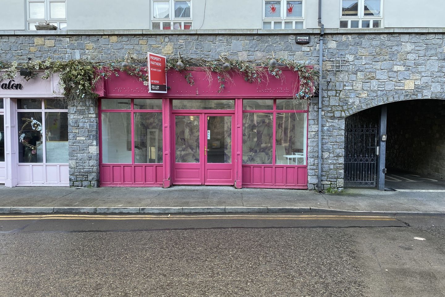 Commercial property for rent in Main Street, Tullamore, Co. Offaly