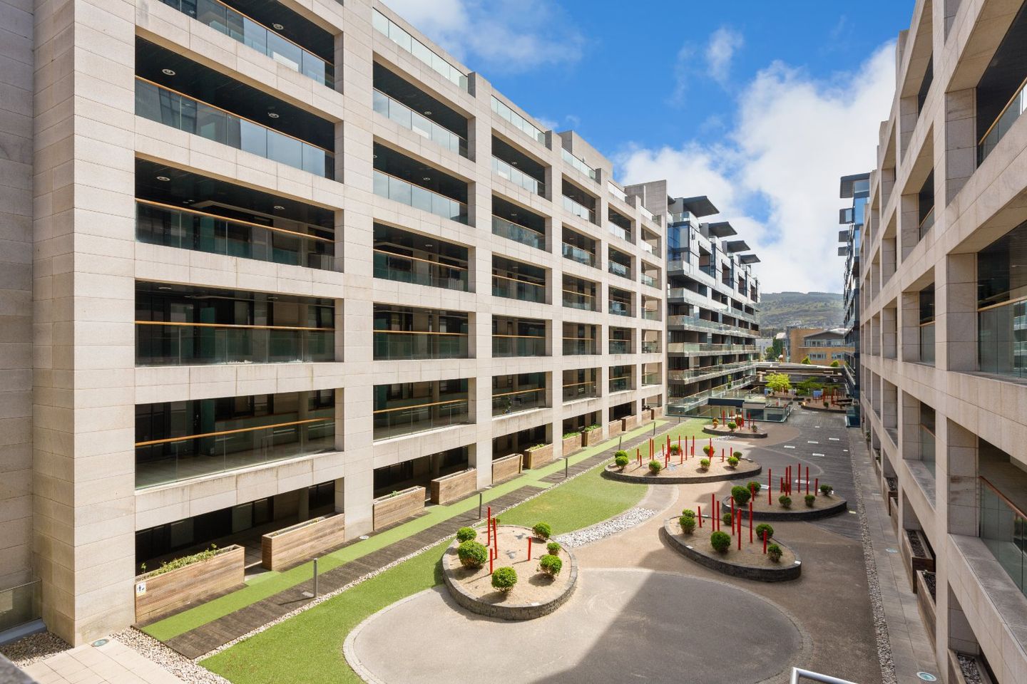 400 Cubes 6, Beacon South Quarter, Sandyford, Dublin 18, D18W1W4