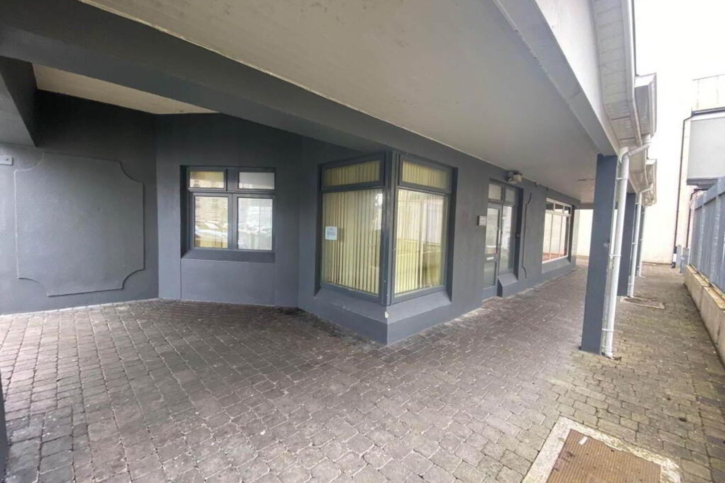 Unit 8/9, Friars Court, Nenagh, Co. Tipperary