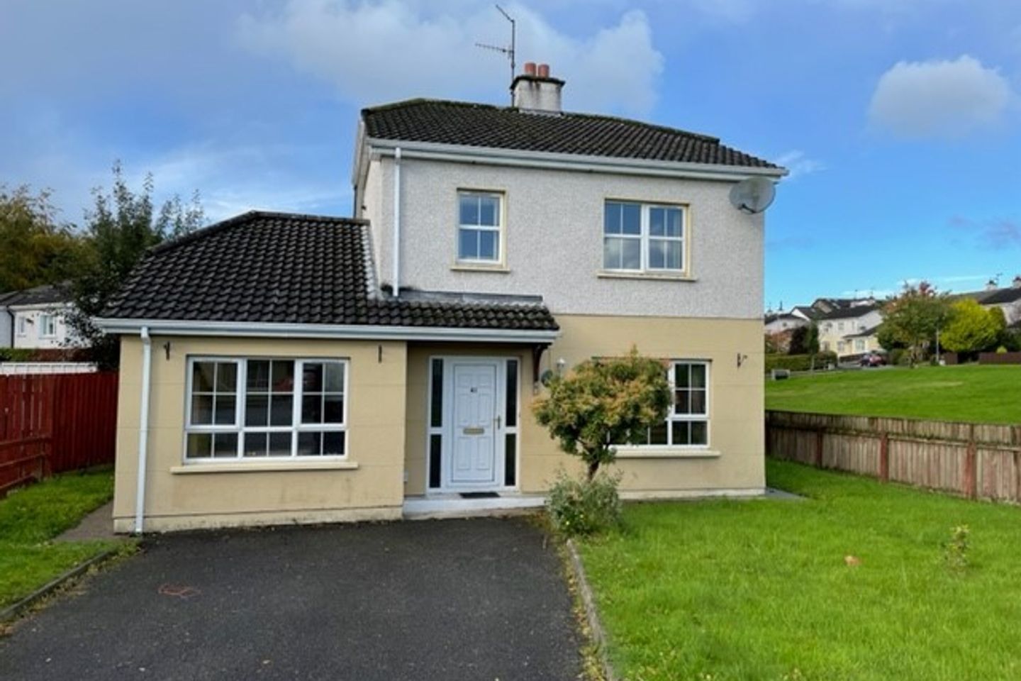 41 Glebe Hollow, Stranorlar, Co. Donegal is for sale on Daft.ie