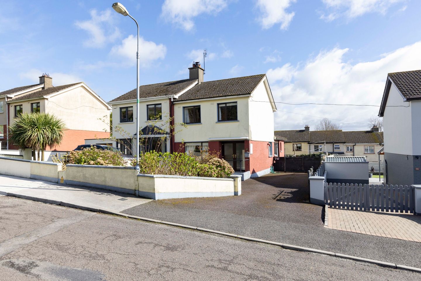 27 Abbey View, Slane, Co Meath, C15R285 is for sale on Daft.ie
