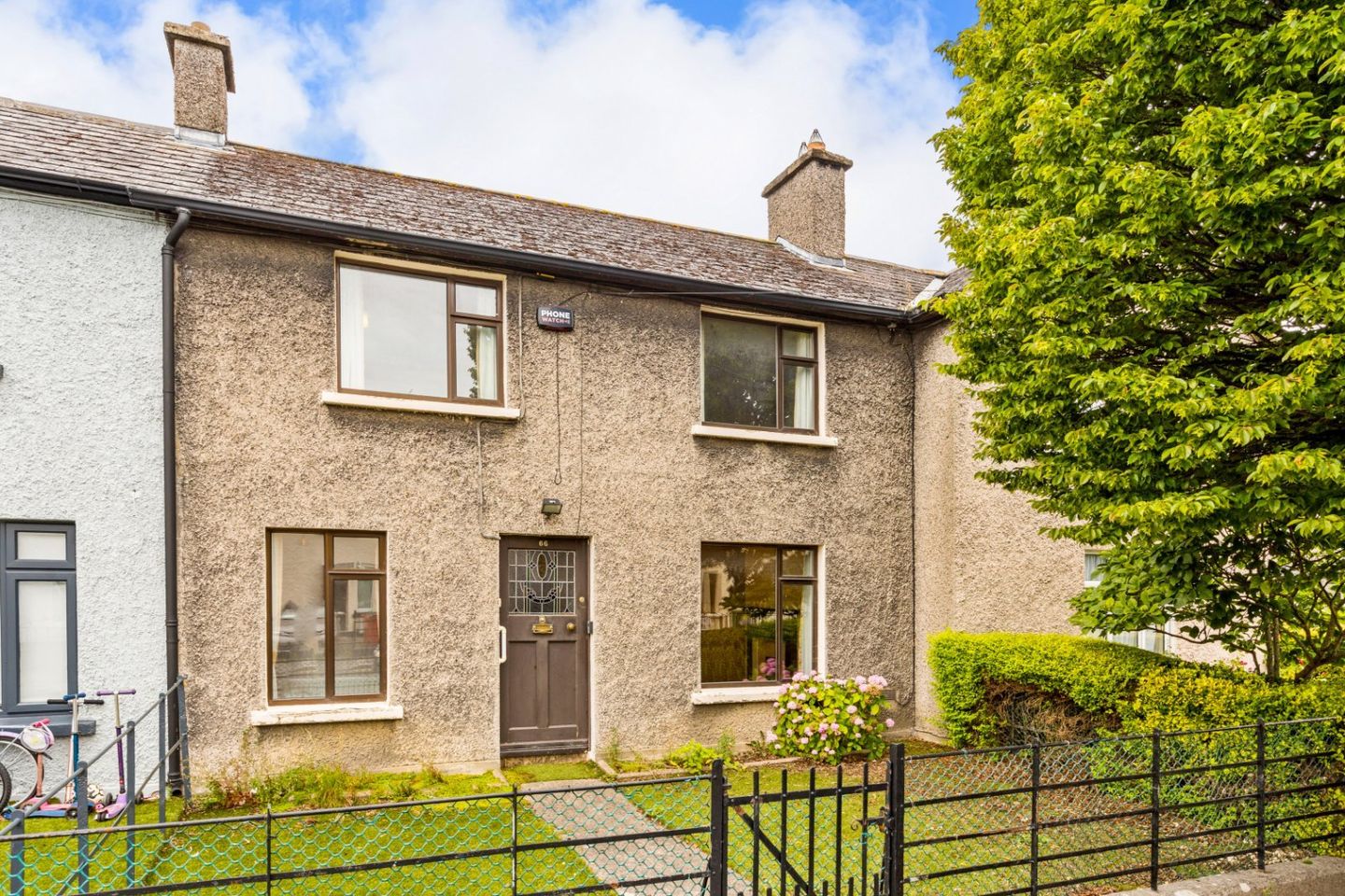 66 O'Connell Gardens, Sandymount, Dublin 4, D04PC61 is for sale on Daft.ie