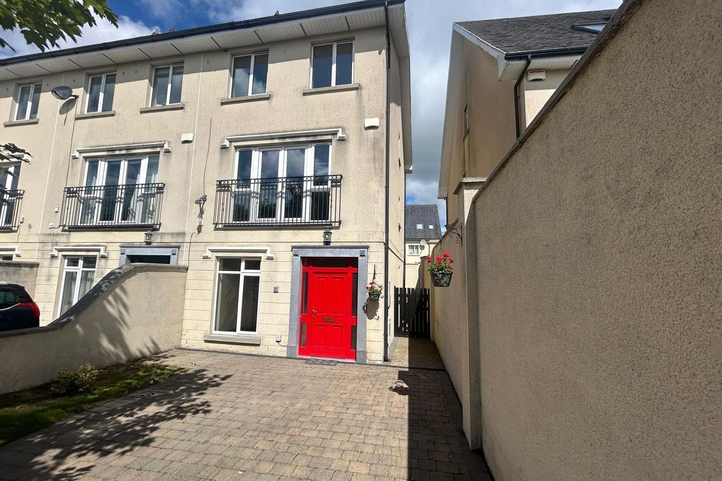 11 Maple Square, Castlepark Village, Mallow, Co. Cork, P51NDD7 is for