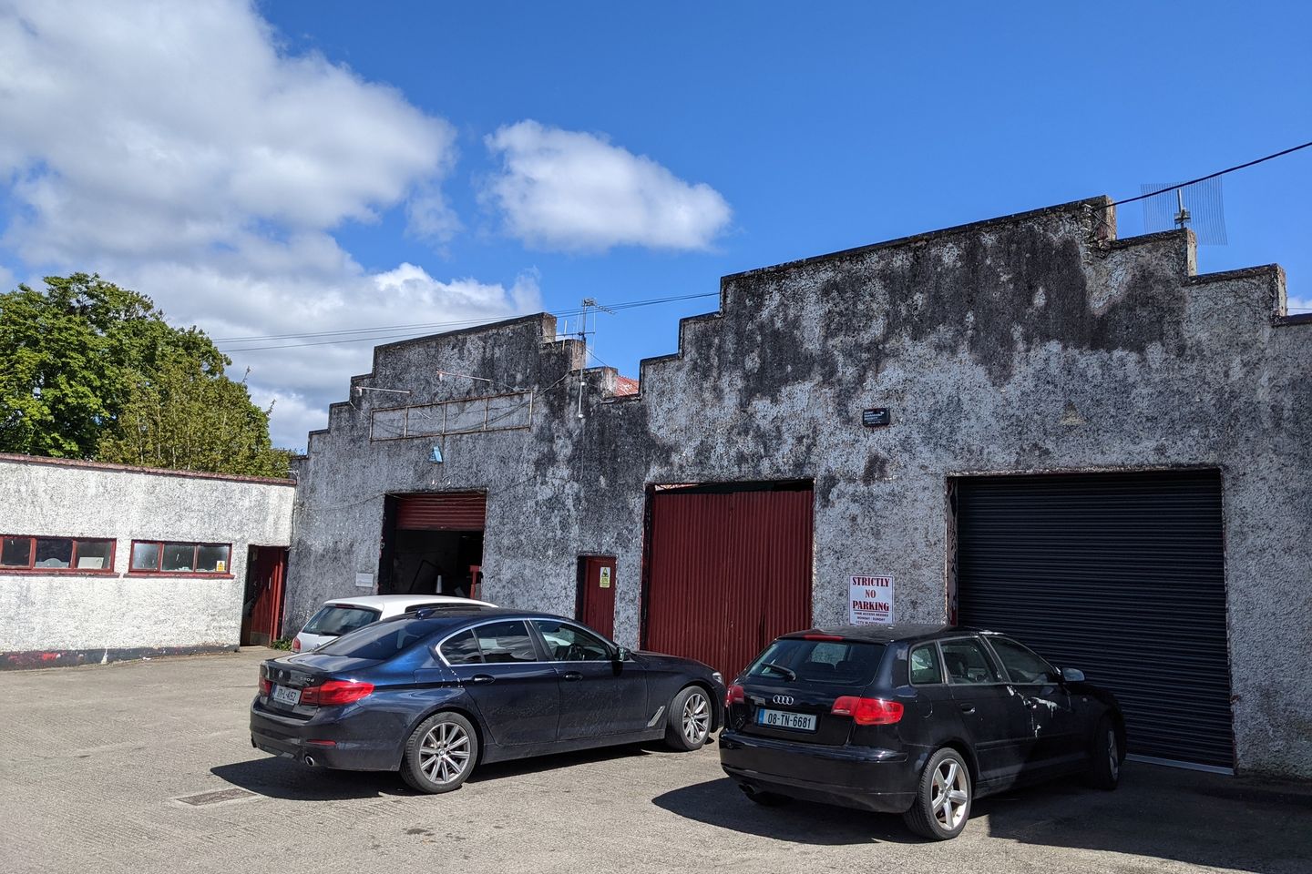 Commercial property for sale in Templemore Road, Cloughjordan, Co