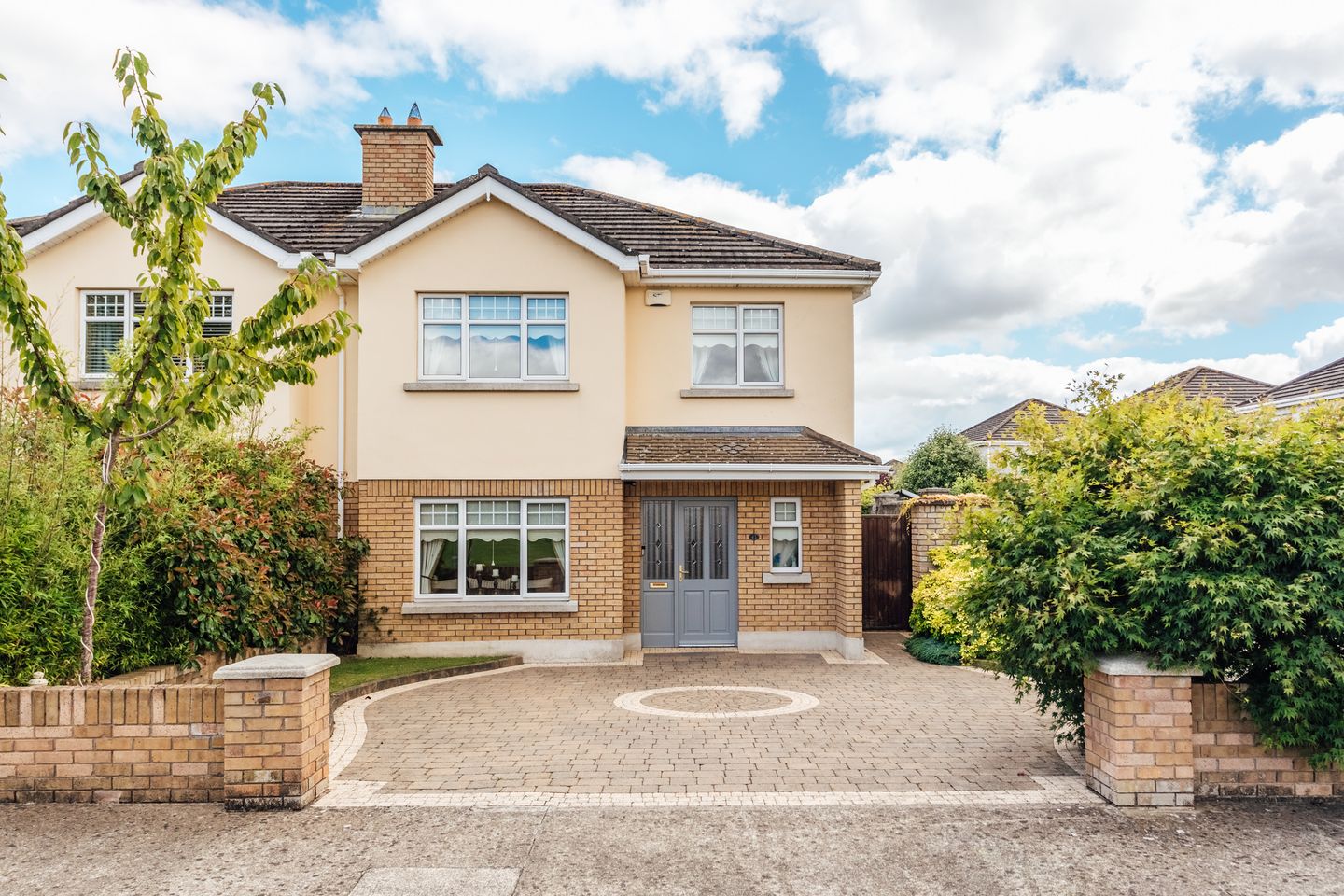 43 Wellesley Manor, Newbridge, Co. Kildare is for sale on Daft.ie