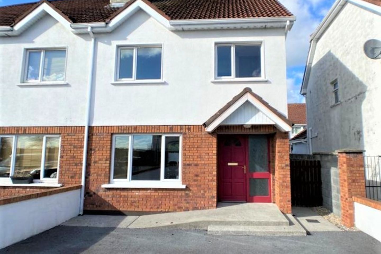 80 Woodfield, Galway Road, Tuam, Co. Galway