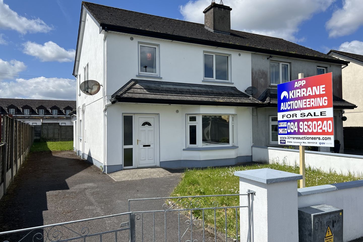 47 The Meadows, Ballaghaderreen, Co. F45KF82 is for sale on